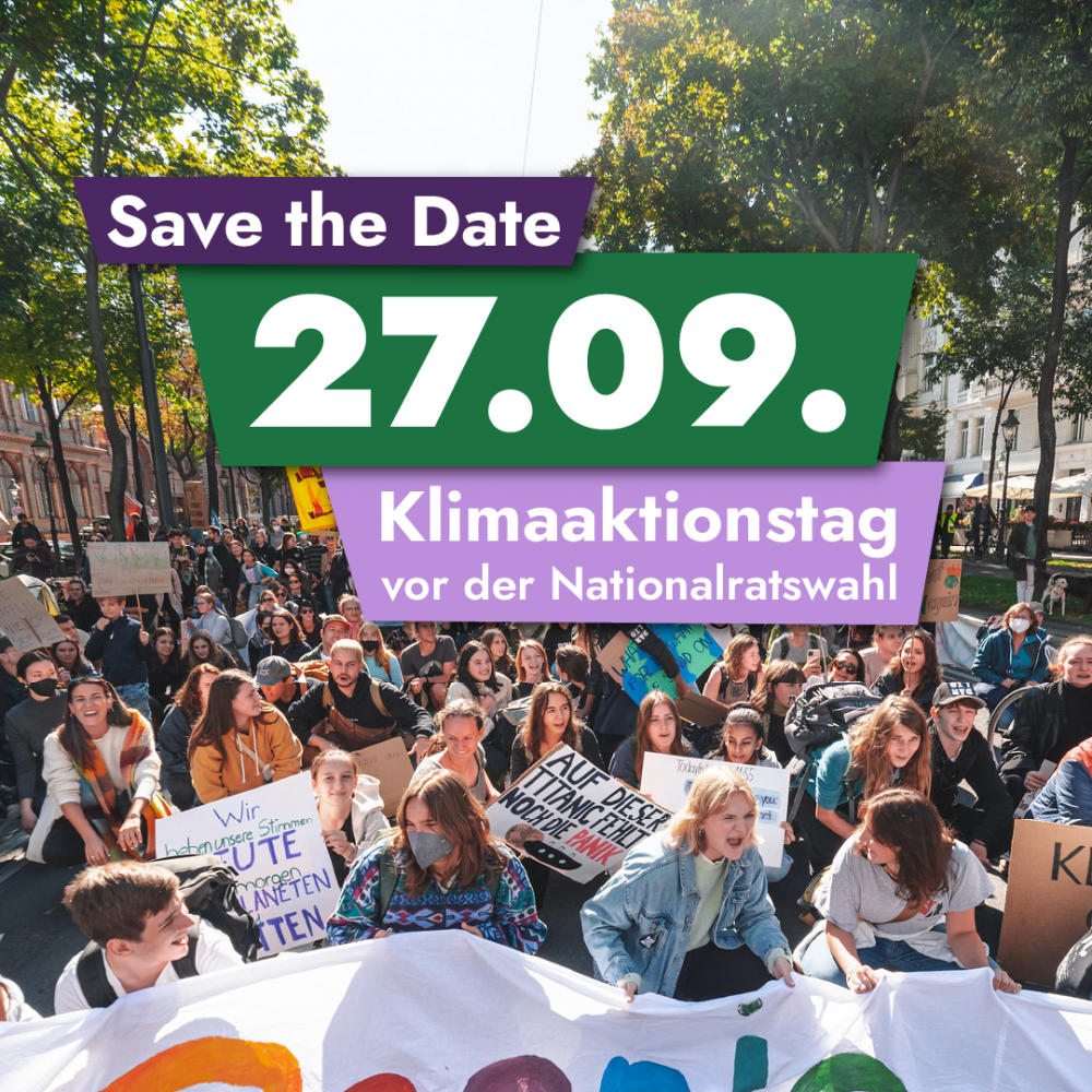 Poster mit 'Save the Date 27.09.' eingeblendet über einer Menschenmenge – Mobilisierungsbild für den Klimaaktionstag.